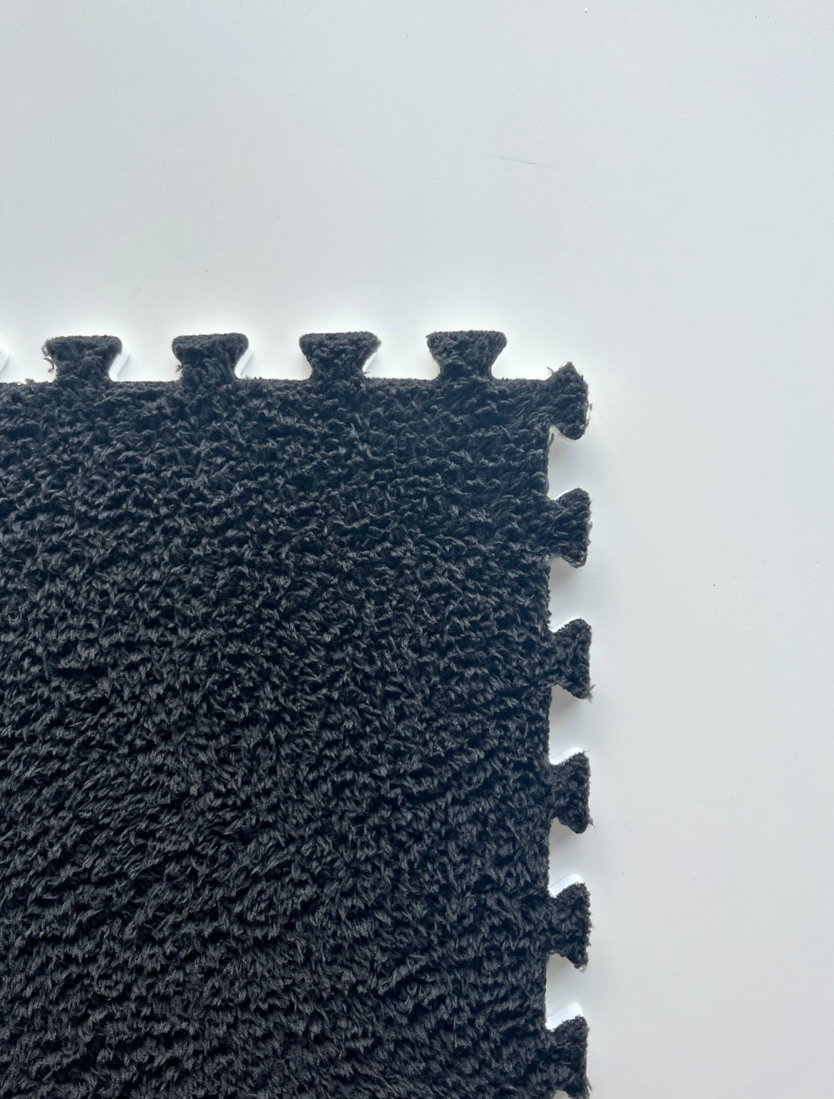 LykkeMat™ Tiles - Black - Premium Plush Puzzle Mats - Signature Styles